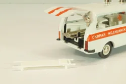 Раф-22031, скорая медицинская помощь, август 88г., Тантал/Радон 1:43