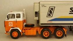 Volvo F89 6x2 c п/п Klegefrance Shoonen, TruckTyr 1:43