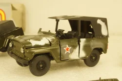 Уаз-469 с прицепом, чумной, Агат 1:43
