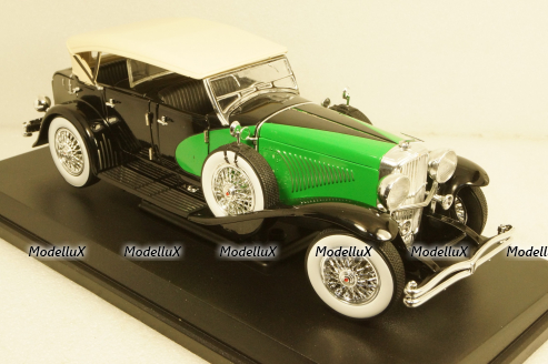Duesenburg, black/green 1934, 18110bk, Signature Models 1:18