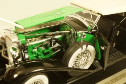Duesenburg, black/green 1934, 18110bk, Signature Models 1:18