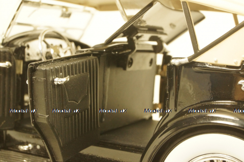 Duesenburg, black/green 1934, 18110bk, Signature Models 1:18