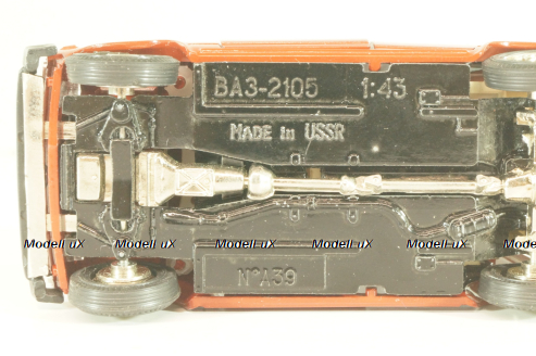 Ваз-2105 А39, красный, август 86г., Тантал/Радон 1:43