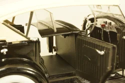 Duesenburg, black/green 1934, 18110bk, Signature Models 1:18