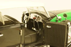 Duesenburg, black/green 1934, 18110bk, Signature Models 1:18