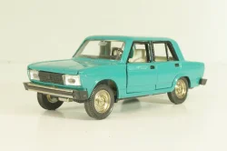 Ваз-2105,  Lada 1300, бирюзовый, сентябрь 86г., Тантал/Радон 1:43