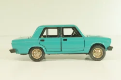 Ваз-2105,  Lada 1300, бирюзовый, сентябрь 86г., Тантал/Радон 1:43
