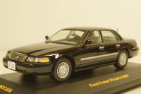 Ford Crown Victoria 2000, MOC036, IXO 1:43