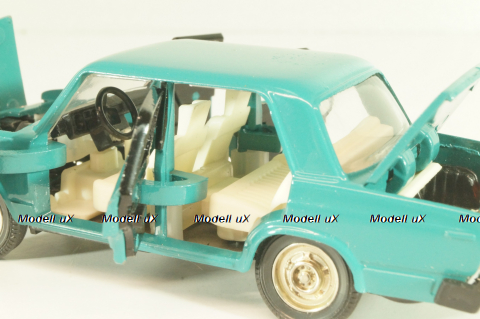 Ваз-2105,  Lada 1300, бирюзовый, сентябрь 86г., Тантал/Радон 1:43