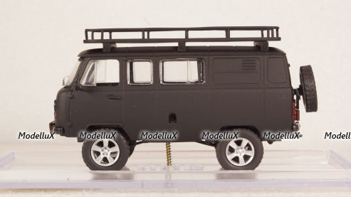 Уаз 453 offroad черный, Doc & Hummer Studio 1:43