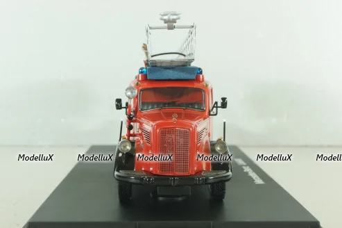 Mercedes L 6600  fire ladder 1951, red, 03091, Schuco 1:43