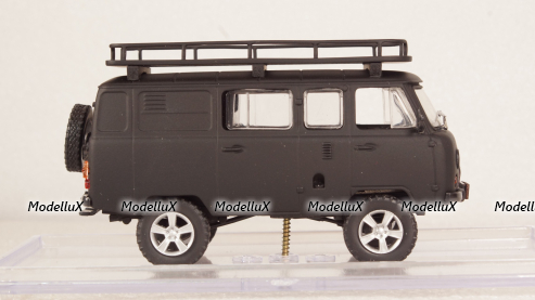 Уаз 453 offroad черный, Doc & Hummer Studio 1:43