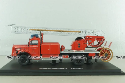 Mercedes L 6600  fire ladder 1951, red, 03091, Schuco 1:43