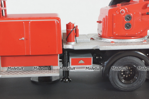 Mercedes L 6600  fire ladder 1951, red, 03091, Schuco 1:43