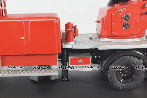 Mercedes L 6600  fire ladder 1951, red, 03091, Schuco 1:43