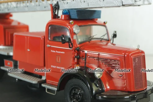 Mercedes L 6600  fire ladder 1951, red, 03091, Schuco 1:43