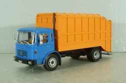 Saviem SM 10 garbage truck 1975, blue/orange, Altaya 1:43 