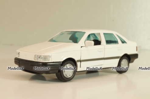 Volkswagen Passat (B3) 1988, white, Gama 1:43
