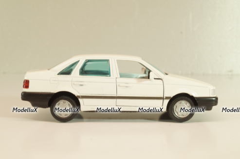 Volkswagen Passat (B3) 1988, white, Gama 1:43