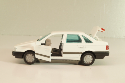 Volkswagen Passat (B3) 1988, white, Gama 1:43