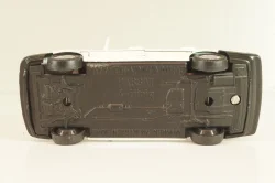 Volkswagen Passat (B3) 1988, white, Gama 1:43