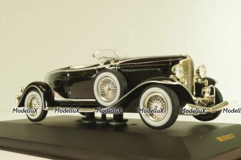 Auburn Boat Tail Roadster 1933, black, MUS037, IXO Museum 1:43