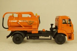 Камаз-43253 КО-510 К ассенизаторная машина №7, Киммерия 1:43