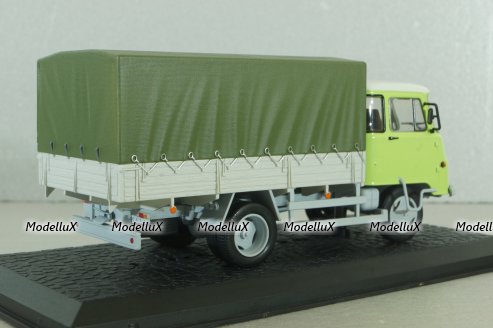 Robur LD 3001 truck with canvas top, light green, Atlas 1:43