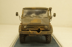 Mercedes Unimog U426 Армия Аргентины камуфляж с боковыми стеклами и со следами эксплуатации, KV мастерская 1:43