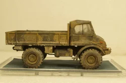 Mercedes Unimog U426 Армия Аргентины камуфляж с боковыми стеклами и со следами эксплуатации, KV мастерская 1:43