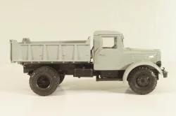 Маз-205 самосвал, серый, Автоистория 1:43