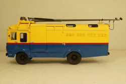 СВАРЗ ТГ-3 троллейбус грузовой, Киммерия 1:43