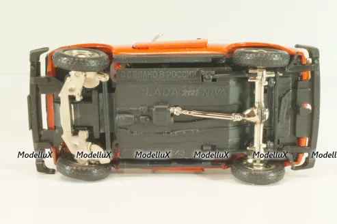 Ваз-2121 Лада Нива, март 1995г., красная, Тантал/Радон 1:43