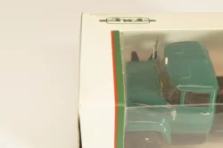 Зил-130В1 тягач, зеленый, АвтоИстория 1:43