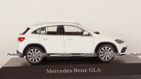 Mercedes-Benz GLA (H247)  2020, digital white, B66961034, Spark 1:43