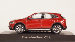 Mecedes GLA H247 designo patagonien red, B66961035, Spark 1:43 Уценка!