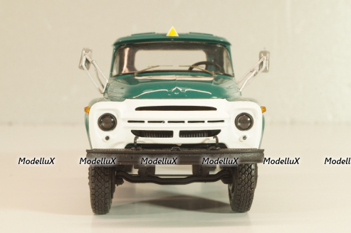 Зил-130В1 тягач, зеленый, АвтоИстория 1:43
