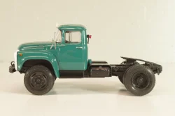 Зил-130В1 тягач, зеленый, АвтоИстория 1:43
