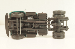 Зил-130В1 тягач, зеленый, АвтоИстория 1:43