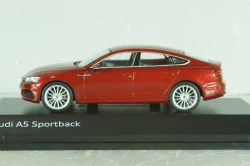 Audi A5 Sportback 2017 красный, Spark 1:43