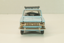 Москвич-427 с багажником, октябрь 1991г., голубой, Тантал/Радон 1:43