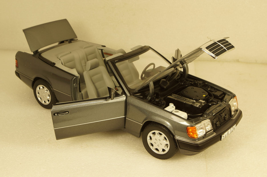 Mercedes E-Class 300CE 24V (A124) Cabriolet Open 1991 B66040685