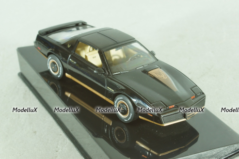 Pontiac Firebird 1982 Black, CLC366N, IXO 1:43