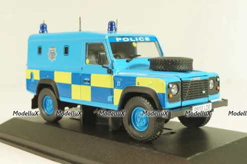 Land Rover Defender 130 Police, blue, Altaya 1:43