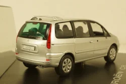 Citroen C8, Norev 1:43 Уценка, без зеркал