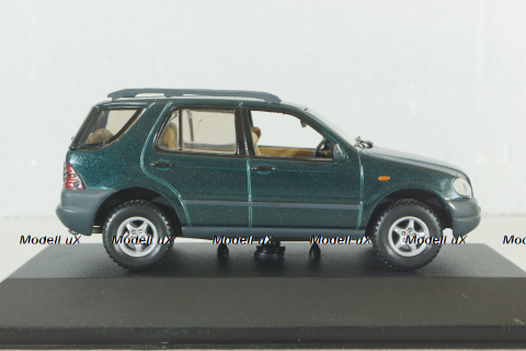 Mercedes ML 320 (W163) green, Vitesse 1:43