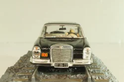 Mercedes-Benz 250 SE (W111) 1967, from movie "Octopussy" 1983, black, James Bond Modellauto Collection #23, 1:43 Дефект!
