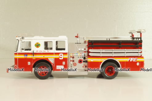 Seagrave Marauder II fire pump appliance, New York Fire Department 2003, Altaya 1:43