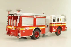 Seagrave Marauder II fire pump appliance, New York Fire Department 2003, Altaya 1:43