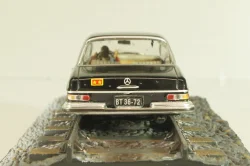 Mercedes-Benz 250 SE (W111) 1967, from movie "Octopussy" 1983, black, James Bond Modellauto Collection #23, 1:43 Дефект!